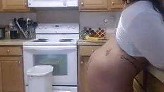 A SEXY GIRL WITH A CHUBBY ASS