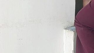 On Teddy Day, I Slapped My Girlfriend's Pussy Through Her Pant Hole and Cummed on Her Ass