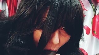 Gorgeous Hottie Looks Good