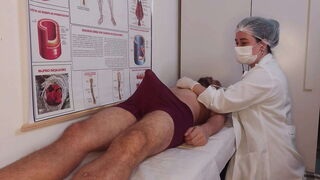 Paciente tem ereç_ã_o ao sentir o toque da enfermeira