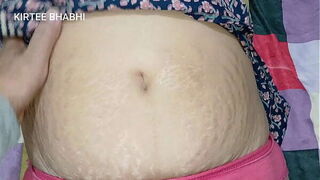 बेटे ने सहला सहला कर कामुक किया फिर मैंने चुदवा ली