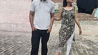 A LOVELY COUPLE DONT CONTROL HERSELF IN OUTDOOR TERRACE SEX