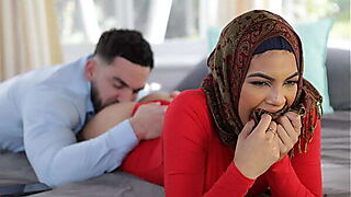 My Stepsister Wants to Learn how To Please Her Husband - Famsuck