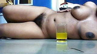 Hot Indian Girl expose her Huge Boobs , hiry Pussy