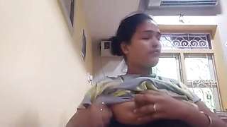 Indian Girl Tits Play