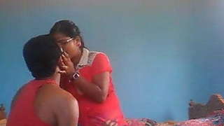 TEEN INDIAN LOVERS ENJOYS HOT SEX