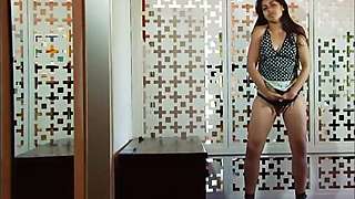 Hairy Indian girl masturbating