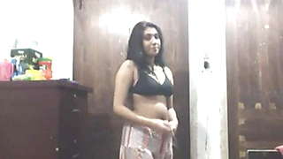 shazia show her phudi