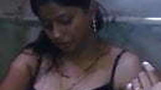Cute Andhra desi babe showing boobs n pussy