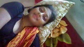 beautiful desi bengali boudi with devar sexy boobs exposed