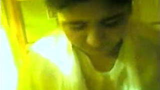 Desi aunty fucked by her husband friend