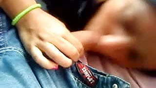 Beautiful indian girl suck bf dick in car