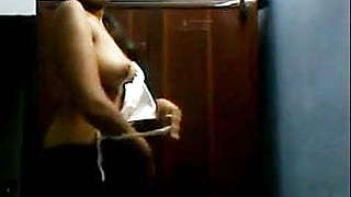 aunty self capture her boobs out