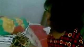 Young desi girl hot sex with bf