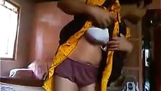 Bhabi showing her hoot B00bs to devar at home see this DesiVdo.Com - The Best Free Indian Porn Site