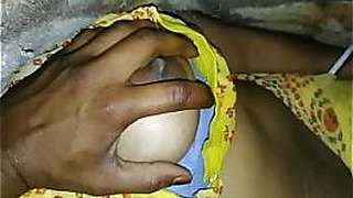 à¤¸à¥‹à¤¤à¥€ à¤¹à¥à¤ˆ à¤”à¤°à¤¤ à¤•à¥‡ à¤¦à¥‚à¤§ à¤¸à¥‡ à¤–à¥‡à¤²à¤¨à¥‡ à¤•à¤¾ à¤…à¤²à¤— à¤¹à¥€ à¤®à¤œà¤¾ à¤¹à¥ˆ