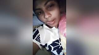 Today Exclusive -cute Desi Girl Shows Her Boobs And Wet Pussy