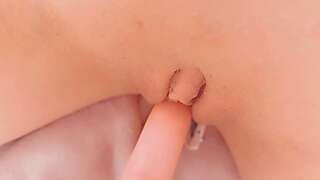 Blonde Mistake With Mom Toy Just For Try Inside Tight Hole