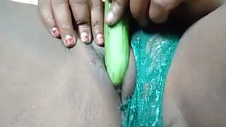 Trisha Bhabhi Na Dikhaya Apne Dever Ko Pink Pussy