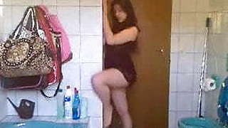 desi pakistani cute gf selfshot nude for bf