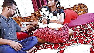 KUMARI BETI KE SAMNE USKE HI MAA KE SATH TEACHER KI SATH GUPAGHAP ( MAST HINDI AUDIO )