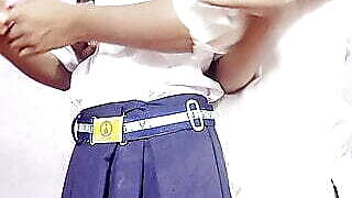 Desi college girl ne apane boy friend ko ghar par bulakar chut ko chudawaya