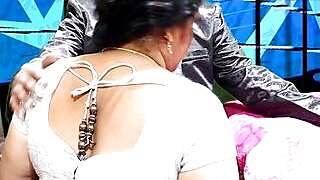 A indian girl sell in share market for money and hard fuck by broker