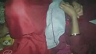 Mere chut ki bhookh mitayi seel tod kar, First time sex, Chut ki bhookh,