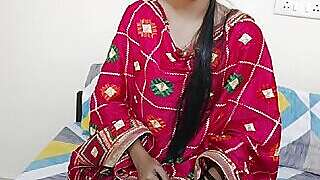 Desi stepmom convinced by horny stepson for hard fuck Desi hot sexy stepmom ka teen son ne chudai pani nikal diya! Hindi