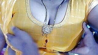 HotGirl21 aunty and hotdesixx boyfriend open cloth and hard sex fucking.