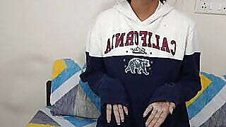 Indian Desi girlfriend Ki garam chut dekhte hi boyfriend hua bekabu aur khub jamkar ki chudai in Hindi  saarabhabhi6