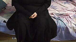 Tamil desi aunty wears burqa and hijab to meet her Ex boyfriend - Indian Desi Sex clear Hindi Audio (Romantic Fuck)