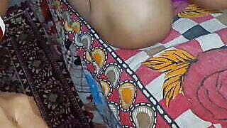 Hot Indian aunty hardcore fucking by young boy at night