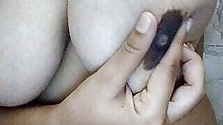 Jab mosi ki ladki ko nangi dekha lund kada ho gya