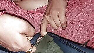 Kaam wali bai ko choda malik ne Indian desi girl sex