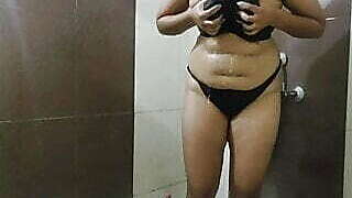 Bhabhi ji ne kiya nanga nach