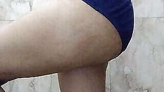 Hot Tamil girl ne nangi hokr dekha sab kuch