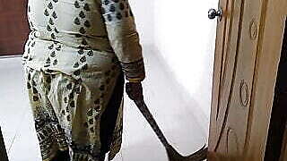 Padosi Ladaka Jabardasti Chudai Desi Muslim 55 Year Old Aunty Jabaki Safai Ghar - Tamil Sex Part-2