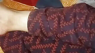 Wife pussy show in home.