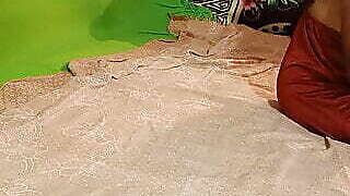 Sexy couple mid night fucking show is full Hard sex homemade super hot Indian aunty