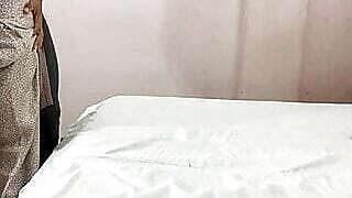 Village girl ki pahli bar chut chudai