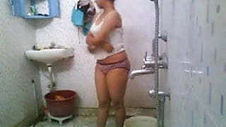 Stupid Bengla desi boy setup cam NOT elder sister's bath