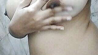 Mia Khalifa new video in india