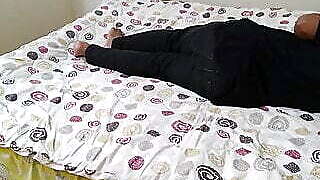 Desi Hot Bhabhi Devar Ko Jagate Hai Aur Usake Sath Choda Chudi Karati Hai, Jab Pati Ghar Par Na Ho - Hindi Hot Story