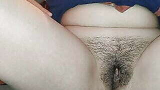 I am beautiful desi indian house girl with hairy pussy and I like to masturbate