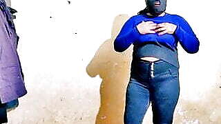 Indian bhabhi with huge boobs massage with coconut oil