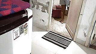 Sexy hotgirl21 Aunty does very sexy activity when seen from in bathroom.