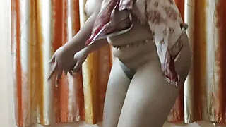 Bhabhi ji ne nachte nachte utare apne pure kapade