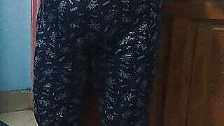 sexy Indian curvy masturbating (Big Tits)