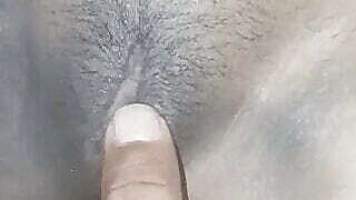 Meri. Girlfriend ki pyari si. Chut